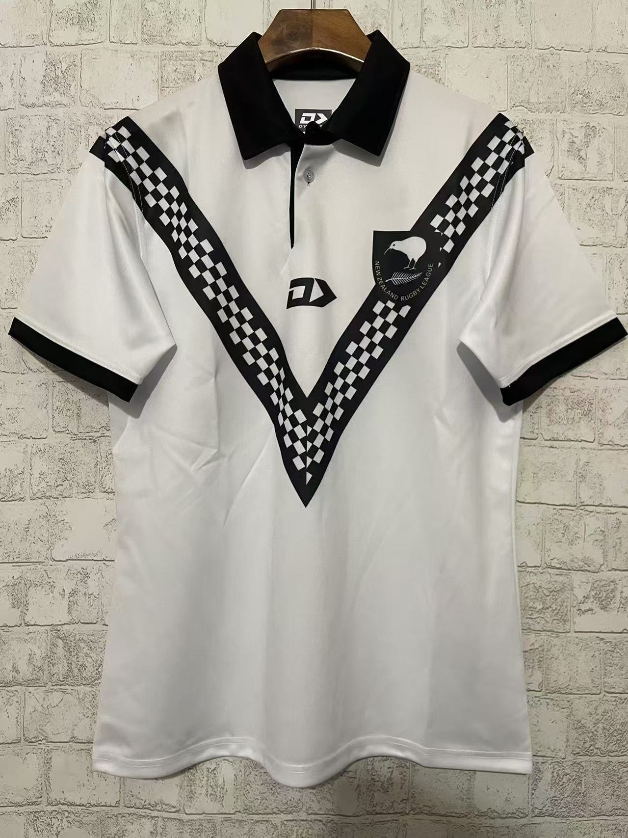 2024 New Zealand Kiwis White with Black Checkerboard V Pattern Jersey
