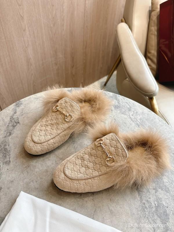 Gucci Fur Mule with Double G Pattern and Horsebit Detail - LY00340