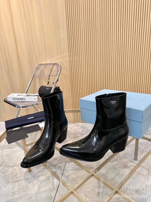 Prada Classic Pointed Toe Boots - L Y00330