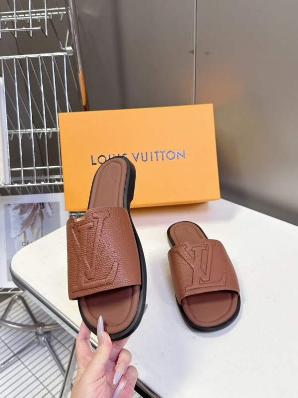 Louis Vuitton Venice Series Sandals with Monogram Embossing and Adjustable Strap - KFY00220