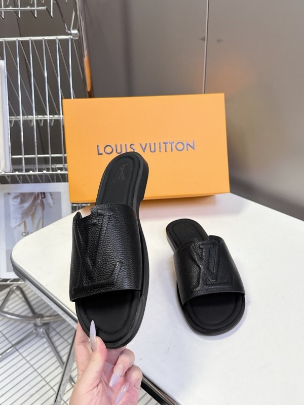 Louis Vuitton Venice Series Sandals with Monogram Embossing and Adjustable Strap - KFY00220