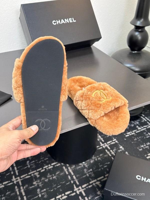 Chanel 2025 SS Fluffy Slippers with Wool Upper and Rubber Sole - LY00250