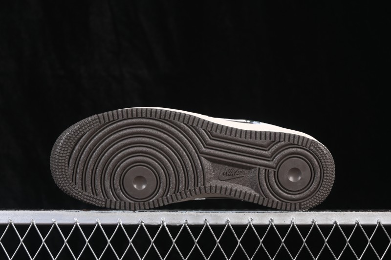 Nike Air Force 1 '07 Low Basketball Shoes with Classic Leather Upper and Air-Sole Unit - IV4089-011