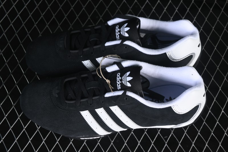 Adidas Originals Adiracer Lo Casual Running Shoes with Non-Slip Traction and Durable Construction - JR7009