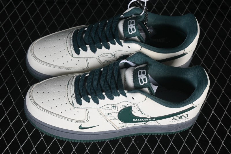 Nike Air Force 1 '07 Low Casual Sneakers with Full-Length Air Cushion - DN1688-009