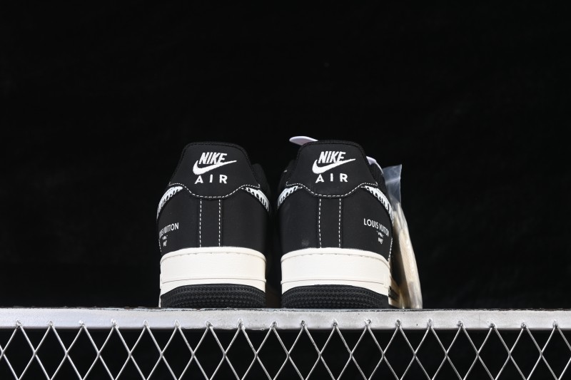 Nike Air Force 1 '07 Low Running Shoes with Lunar New Year Design - KG6699-F30