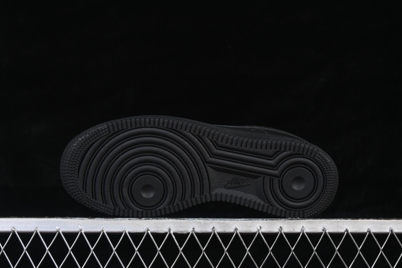 Nike Air Force 1 '07 Low Casual Skate Shoes with Classic Cushioning - CW2288-001
