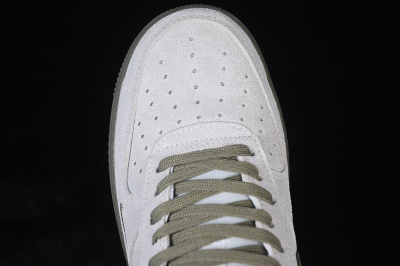 Nike Air Force 1 '07 Low Casual Skateboarding Shoes with Classic Leather Upper and Air-Sole Cushioning - DF0188-122