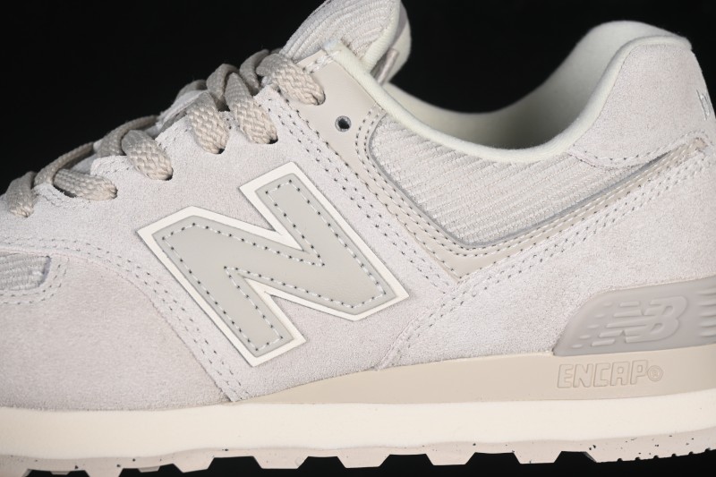 New Balance 574 Retro Running Shoes for Women with Suede and Mesh Upper - WL574CBG