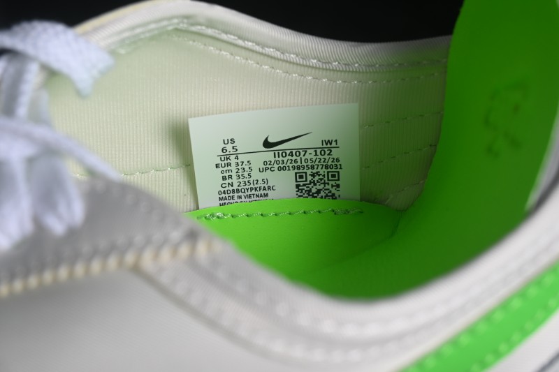 Nike Moon Shoe SP Retro Thin-Sole Low-Top Lifestyle Sneakers - II0407-102