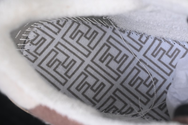 Fendi Match Round Toe Thick Sole Low Top Casual Sneakers - AHH2F1FHS