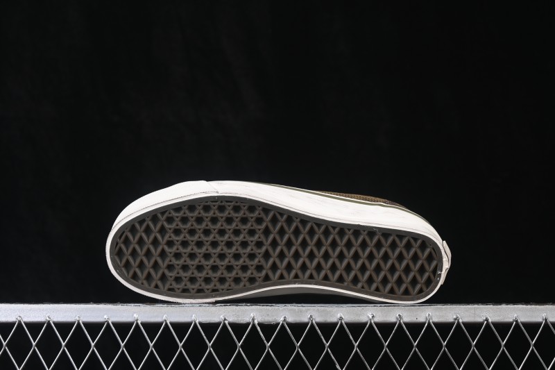 Vans LX Old Skool 36 Low-Top Casual Skate Shoes - VN000D9RWVD