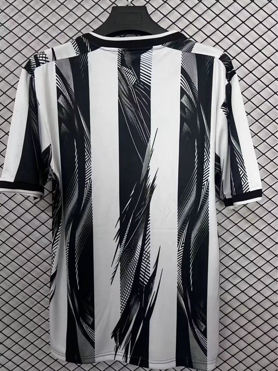 25/26 Newcastle United Special Pre-Match Jersey